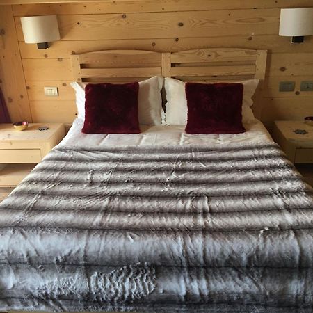 Chalet Morel 1586 Hotel & Spa Limone Piemonte Rom bilde